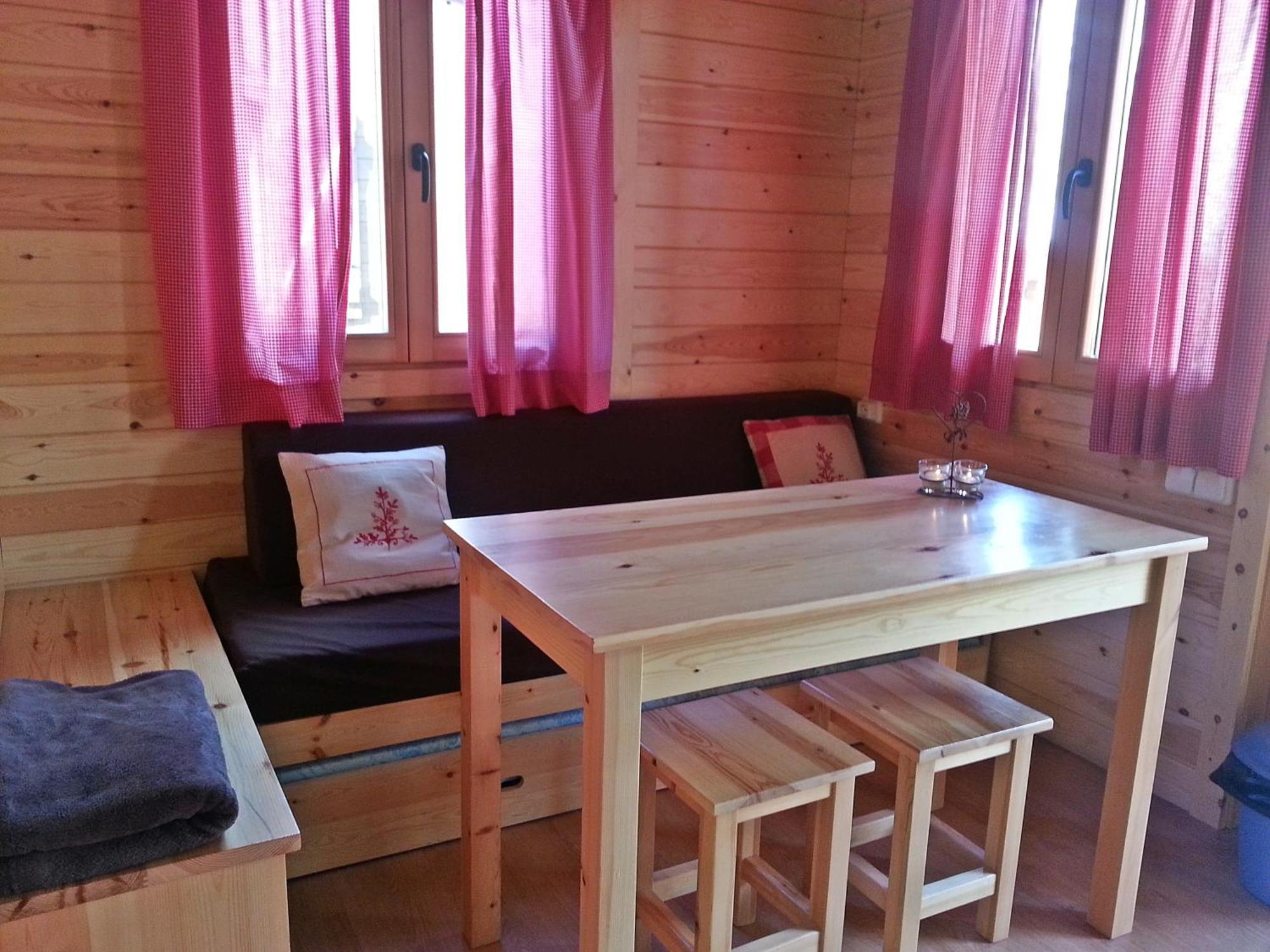 Bungalows Nou Camping La Guingueta D'Aneu ภายนอก รูปภาพ