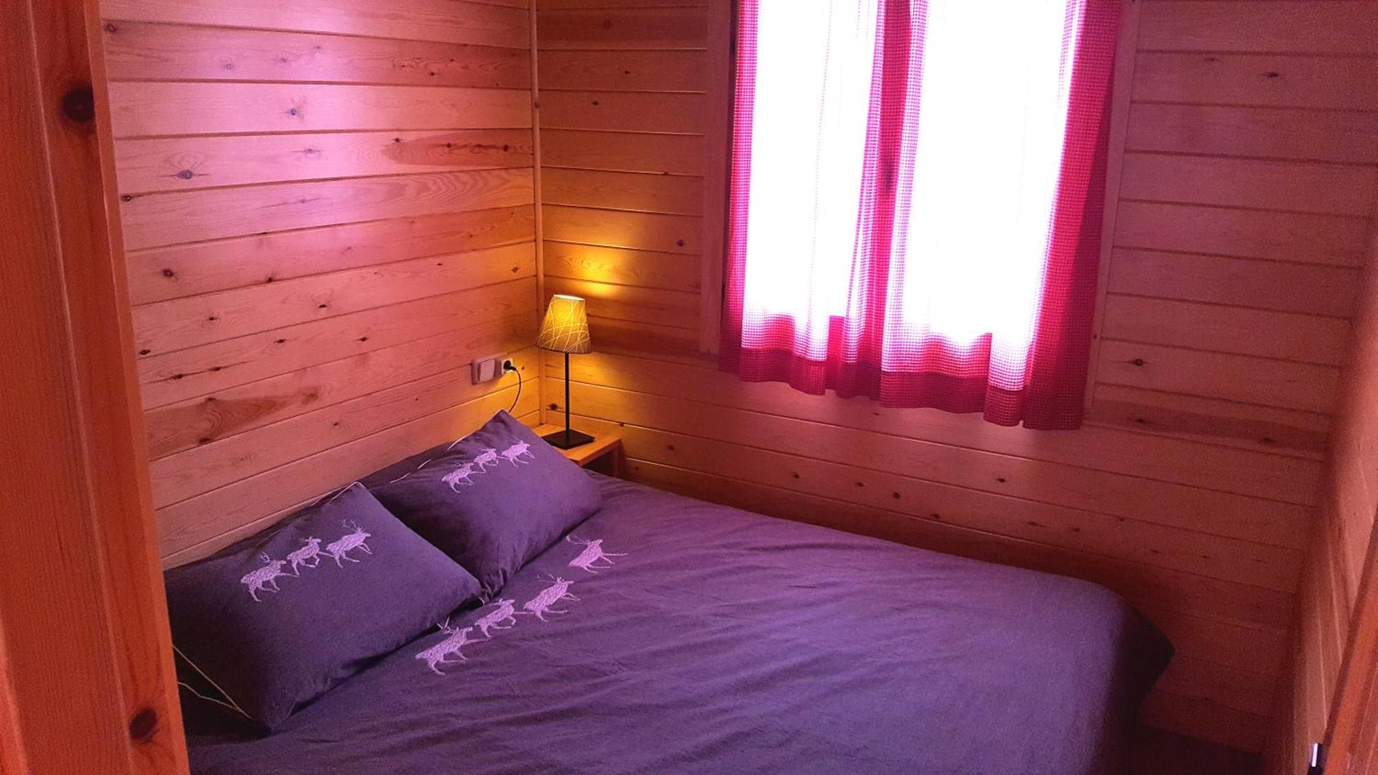 Bungalows Nou Camping La Guingueta D'Aneu ภายนอก รูปภาพ