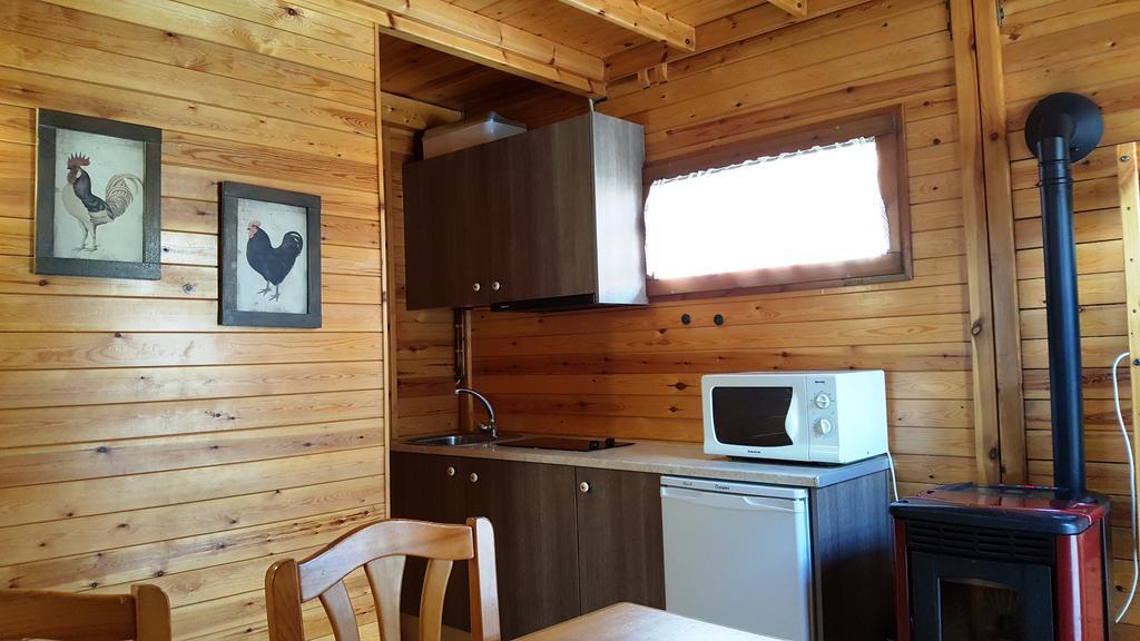 Bungalows Nou Camping La Guingueta D'Aneu ภายนอก รูปภาพ