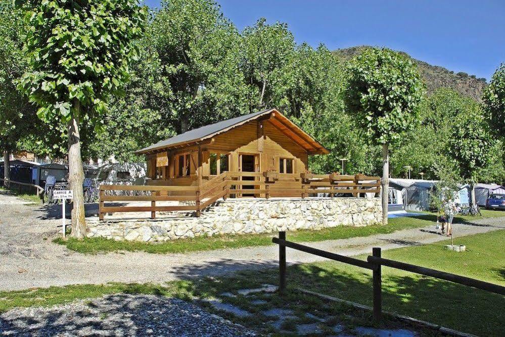 Bungalows Nou Camping La Guingueta D'Aneu ภายนอก รูปภาพ
